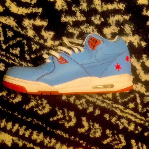 Shoes - Picture 1 of 3